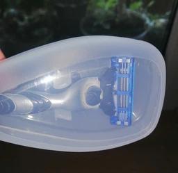 Футляр-чехол для бритвы Gillette