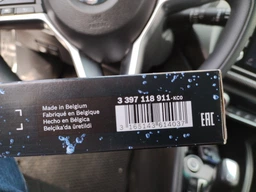 Дворники стеклоочистителя Bosch AeroTwin Toyota Auris 2007-2012 щетки 650 / 400 мм. (118911-6) фото от покупателей 7
