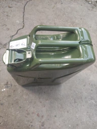 Канистра металлическая GELG 10 л цвет OLIVE GREEN (RAL6003) DIN 7274 (30-04-21-3101) фото от покупателей 13