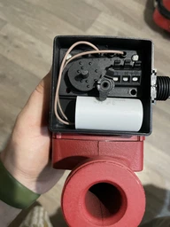Насос циркуляційний Wetron 100 Вт Hmax 6 м Qmax 50 л/хв Ø1½" 180 м Бордовий + гайки Ø1" (774232) фото від покупців 2