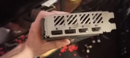 Відеокарта GIGABYTE GeForce RTX 4060 Ti EAGLE OC 8G (GV-N406TEAGLE OC-8GD) фото від покупців 8