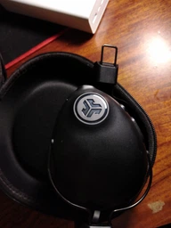 Навушники Jlab Studio Pro Wireless Over Ear Black (IEUHBASTUDIOPRORBLK4) фото від покупців 5