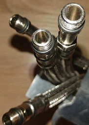 Комплект шлангов для смесителя RUBINETA M10x1/2" 70 см (длинная/короткая игла) 617070 фото от покупателей 11