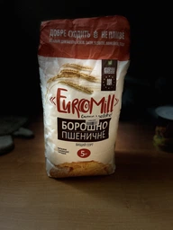 Мука пшеничная EuroMill в/с 5 кг (4820213980144) фото от покупателей 12