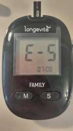 Глюкометр Longevita Family Система для измерения глюкозы в крови + тест полоска 2 х 50 шт (6837149) фото от покупателей 5