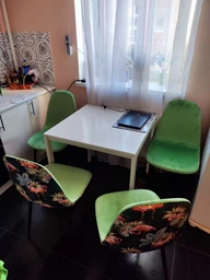 Стілець для кухні та вітальні Special4You Aksel Black print (E6750)