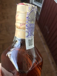 Виски Johnnie Walker Red label 4 года выдержки 0.7 л 40% с 2-мя стаканами (5000267175492) фото от покупателей 15