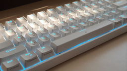 Механическая игровая клавиатура Dierya 60% с механическими переключателями Clicky, Type-C, 61 клавиша (раскладка США, QWERTY) белый