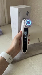 Мікрострумовий Масажер Для Обличчя з Функцією RF + EMS + LED Терапія і Охолодження Білий фото від покупців 5