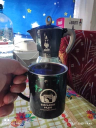 Кавоварка гейзерная Bialetti Moka Induction Red (2 чашки) 0006942 фото від покупців 9