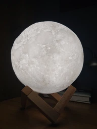 Настільна лампа світильник різнокольоровий Місяць - Magic 3D Moon Light з пультом