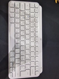 Клавіатура бездротова Logitech MX Keys Mini For Mac Wireless Illuminated Pale Grey (920-010526) фото від покупців 4