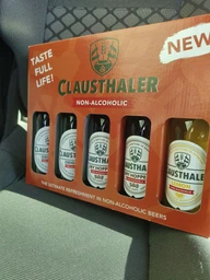 Подарунковий набір пива Clausthaler 0% 0.33 л х 2 шт. + Пиво Clausthaler Lemon 0.17% 0.33 л х 1 шт + Пиво Clausthaler нефільтроване 0.45% 0.33 л х 2 шт (4053400014166) фото від покупців 4