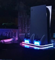 Вертикальна док-станція Saitake для PS5 з охолодженням та RGB-підсвіткою для PlayStation 5, PS VR2, чорна фото від покупців 5
