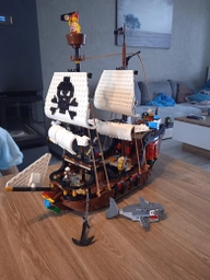 Zestaw LEGO Creator Statek piracki 1260 elementów (31109) Zdjęcie od kupującego 2