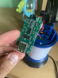 Ліхтар пошуковий 5W LED WF215 з функцією Power Bank + Micro USB фото від покупців 1