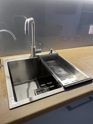Мойка из нержавеющей стали AQUAMILL 5050 decor + смеситель + дозатор + решетка + сифон