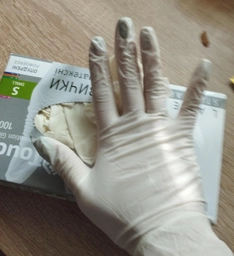 Одноразовые перчатки MedTouch латексные с пудрой Размер M 100 шт Белые (4820226660156/Н325899) фото от покупателей 2