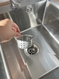 Мойка из нержавеющей стали AQUAMILL 5050 decor + смеситель + дозатор + решетка + сифон