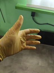 Нітрилові рукавички Medicom SafeTouch® Advanced Yellow без пудри текстуровані розмір S 100 шт. Жовті (3.8 г)
