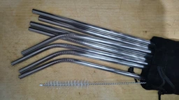 Металеві еко трубочки для напоїв STRAWS BAR багаторазові соломинки для коктейлів з металу в наборі 8 штук і 2 щітки для чищення ROSE GOLD (SRSTRROSGLD01) фото від покупців 6