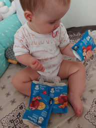 Упаковка Фруктово-овочевого пюре Gerber Яблуко Банан Полуниця для дітей із 6 місяців 90 г х 16 шт (8445290734204)