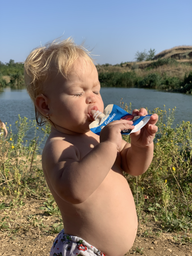Упаковка Фруктово-овочевого пюре Gerber Яблуко Банан Полуниця для дітей із 6 місяців 90 г х 16 шт (8445290734204) фото від покупців 7