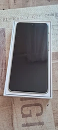 Мобильный телефон Samsung Galaxy S21 FE 6/128GB Graphite (SM-G990BZADSEK/SM-G990BZAFSEK) фото от покупателей 5