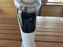 Прибор для лифтинга лица с микротоками Medica+ Skin Lifting 7.0 (Ems+Led) white фото от покупателей 1