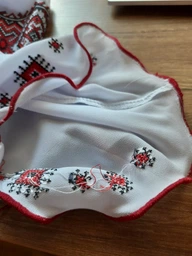 Українська жіноча вишиванка біла літня з червоною вишивкою "Кейсі" на лекому шифоні 12063-58 (3XL) фото від покупців 7