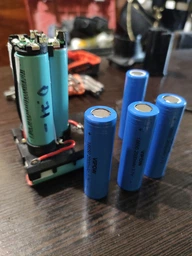 Аккумулятор Vipow 18650 Li-Ion ICR18650 TipTop, 2000 мАч, 3.7V 1 шт Blue (ICR18650-2000mAhTT) фото от покупателей 7