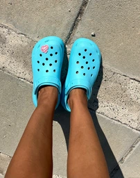 Женские кроксы Crocs Classic Crush Clog Dark Cherry M7W9-40-25.5 см 207521 фото от покупателей 8