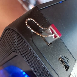 Флеш пам'ять USB Apacer 32GB AH112 USB 2.0 (AP32GAH112R-1) Red фото від покупців 3