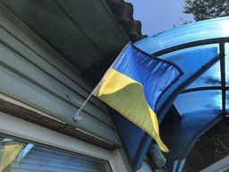 Автомобильный флаг Украины с держателем без герба 45х30 см, Автофлаг с креплением на флагштоке на стекло машины аксессуар для автомобиля комплект 2 шт Kayfovo K45-30 фото от покупателей 2