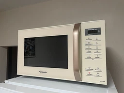 Мікрохвильова піч Panasonic NN-ST35MKZPE