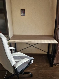 Компьютерный стол Ferrum-decor Дейв 75x100x60 черный ДСП Белое 16мм (DEY001) фото от покупателей 1