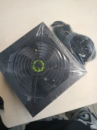 Блок живлення GameMax GM-700 APFC 700W 80+ Black (GM-700 80+ APFC Black) фото от покупателей 8
