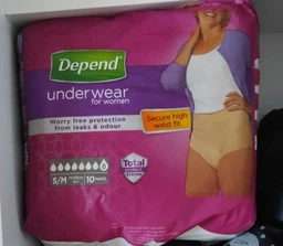 Впитывающее нижнее белье Depend для женщин L 9 шт (5029053565316) фото от покупателей 4