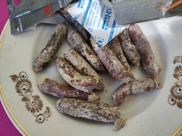 Колбаски сыровяленые Objerky Salamini Bergamo 85 г (0.085 кг) (4820143390877) фото от покупателей 2