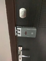 Умный дверной замок невидимка SEVEN LOCK SL-7709 фото от покупателей 1