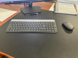 Комплект (клавіатура, мишка) бездротовий Logitech MK470 Graphite USB (920-009204)