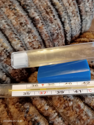 Термометр медичний Medicare скляний ртутний, 1 шт градуснік фото від покупців 2
