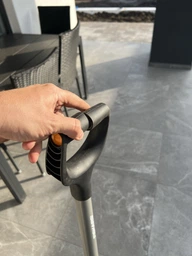 Лопата штыковая Fiskars Ergonomic (1066708) фото от покупателей 10