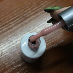 Каучуковая основа, база для гель-лака Грейс Grace Rubber Base Gel 10 мл прозрачная фото от покупателей 6