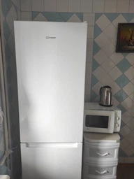 Холодильник Indesit LI8 S1 EW білий фото від покупців 13