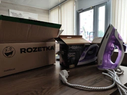 Утюг Holmer HIT-2020
