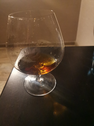Коньяк Martell XO 0.7 л 40% в подарочной упаковке (3219820003703)