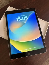 Планшет Apple iPad 10.2" 2021 Wi-Fi 64GB Space Gray (MK2K3RK/A) фото від покупців 16