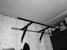 Турнік №1 настінний / наддверний рівний Hardcore GYM (А598-ЧР40) фото від покупців 3