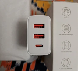 Зарядний пристрій Baseus Compact Quick Charger 2U+C 30 W EU Чорний (CCXJ-E01) фото від покупців 10